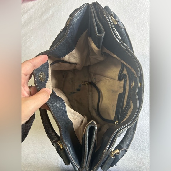 Michael Kors Navy Blue Vanessa Pebbled  Leather Shoulder Bag with Gold Accents - Picture 6 of 11